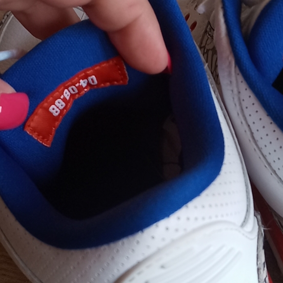 Big boys Nike air  Jordan 3 retro sneakers - Picture 4 of 6